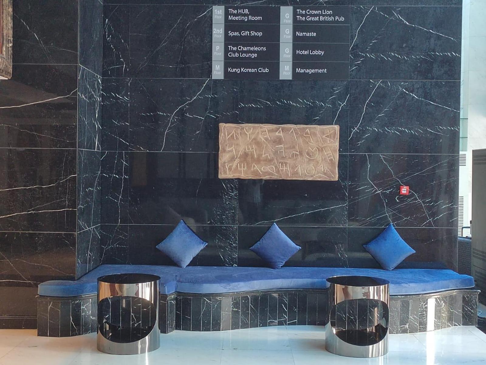 Social Hotel Dubai Bagian luar foto