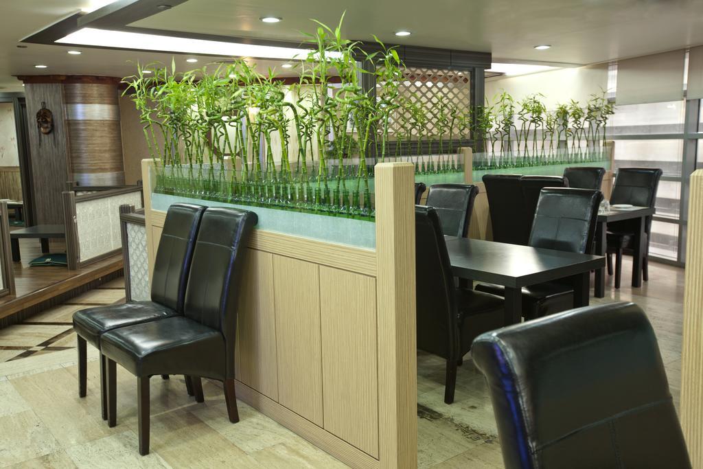 Social Hotel Dubai Bagian luar foto