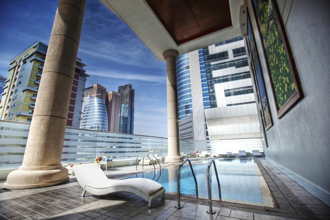 Social Hotel Formerly Byblos Dubai Bagian luar foto