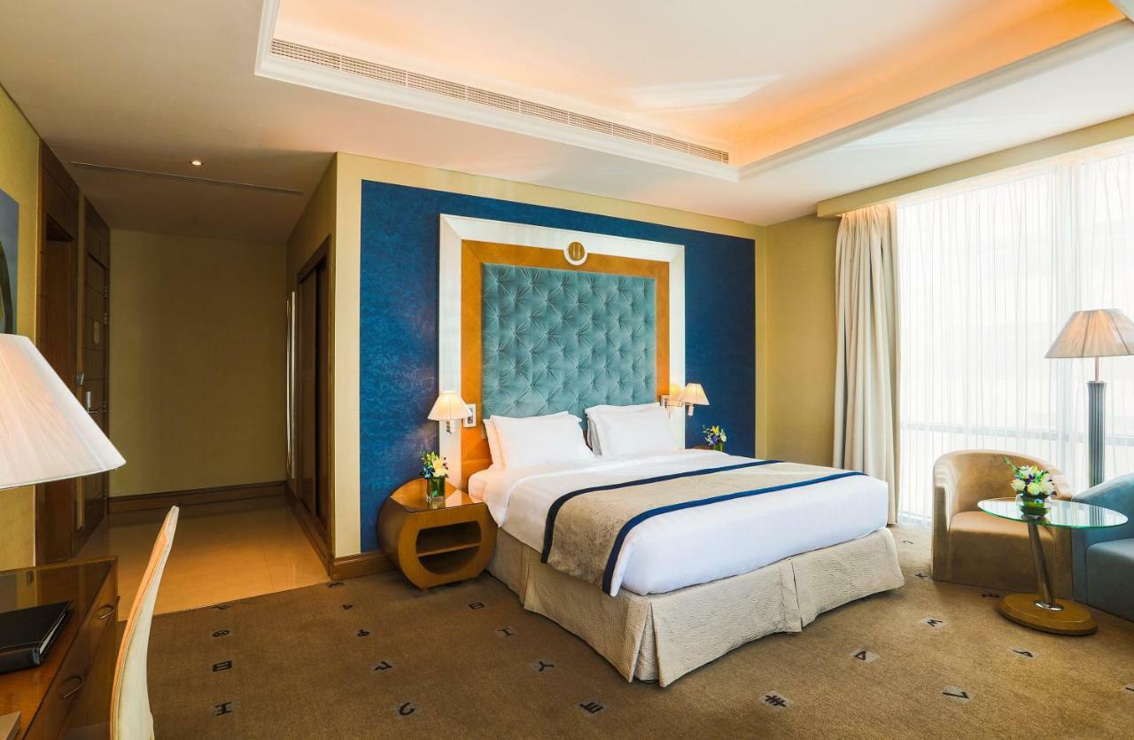 Social Hotel Dubai Bagian luar foto