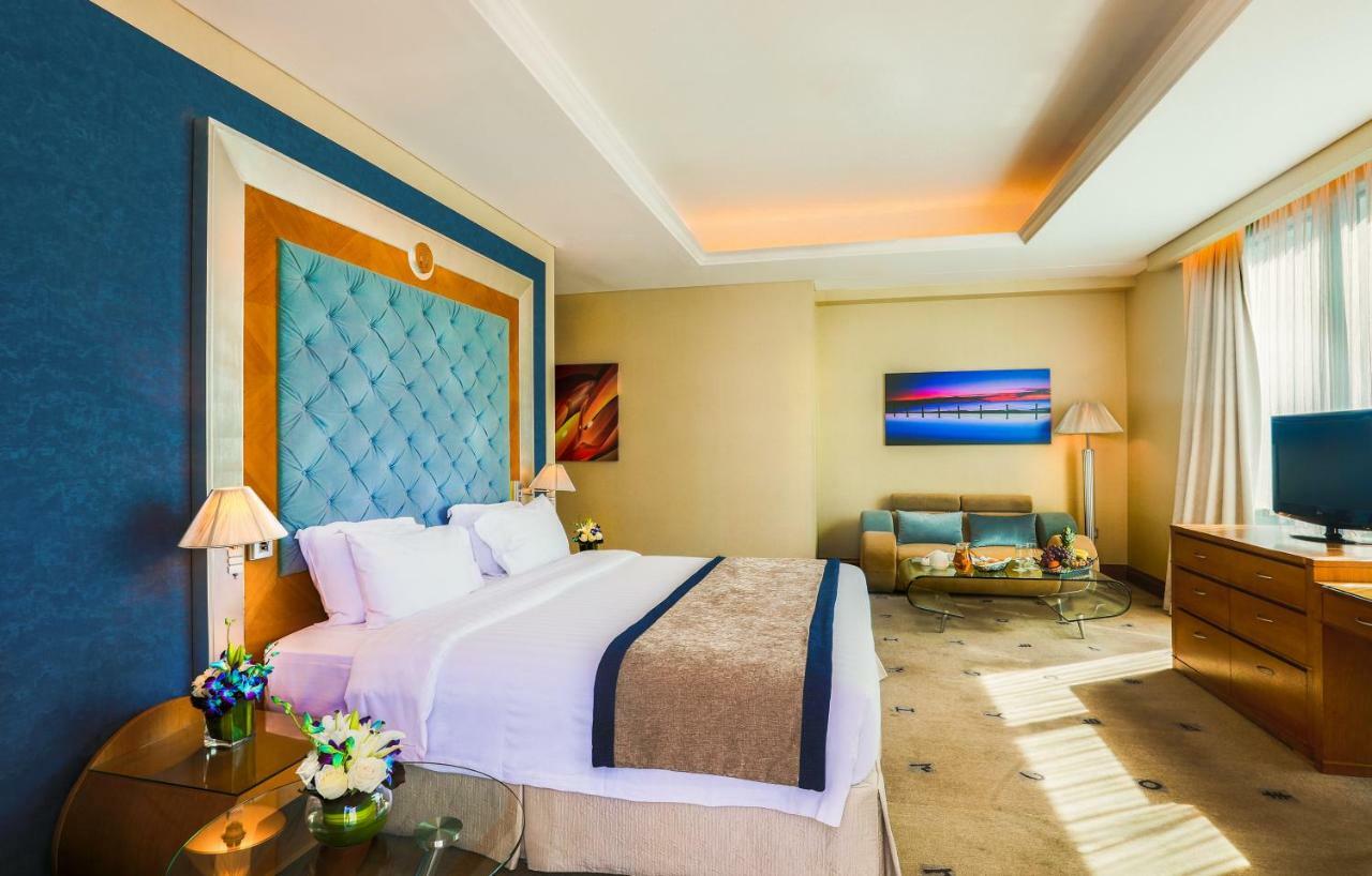 Social Hotel Dubai Bagian luar foto